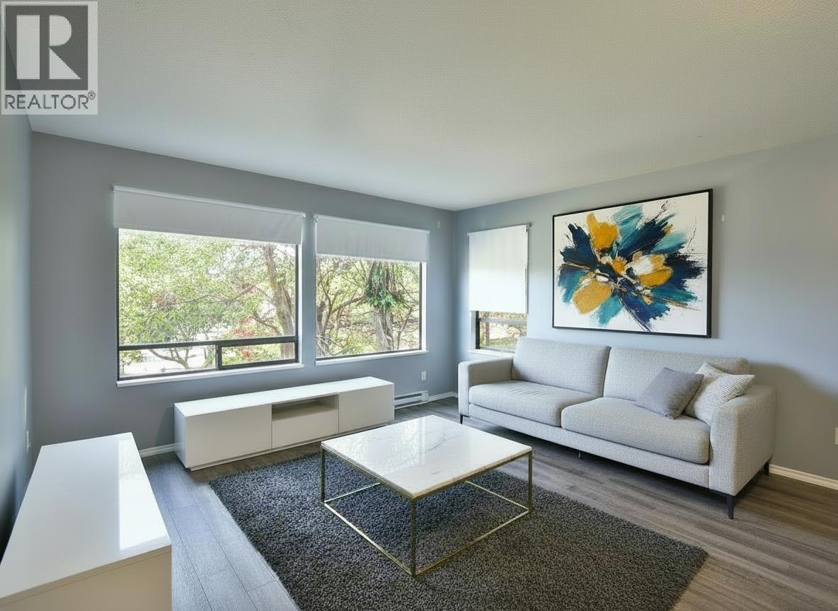 5727 Trail Avenue, Sechelt, British Columbia  V7Z 0H8 - Photo 3 - R3114192