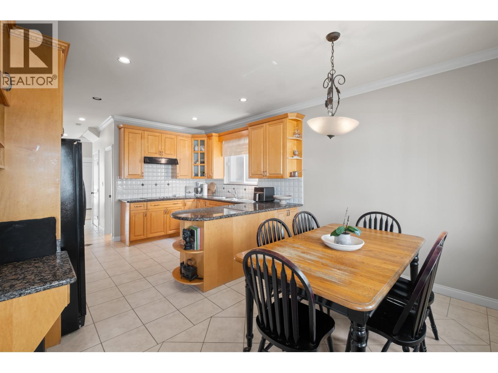 4127 Oxford Street, Burnaby, British Columbia  V5C 7A2 - Photo 12 - R3114200