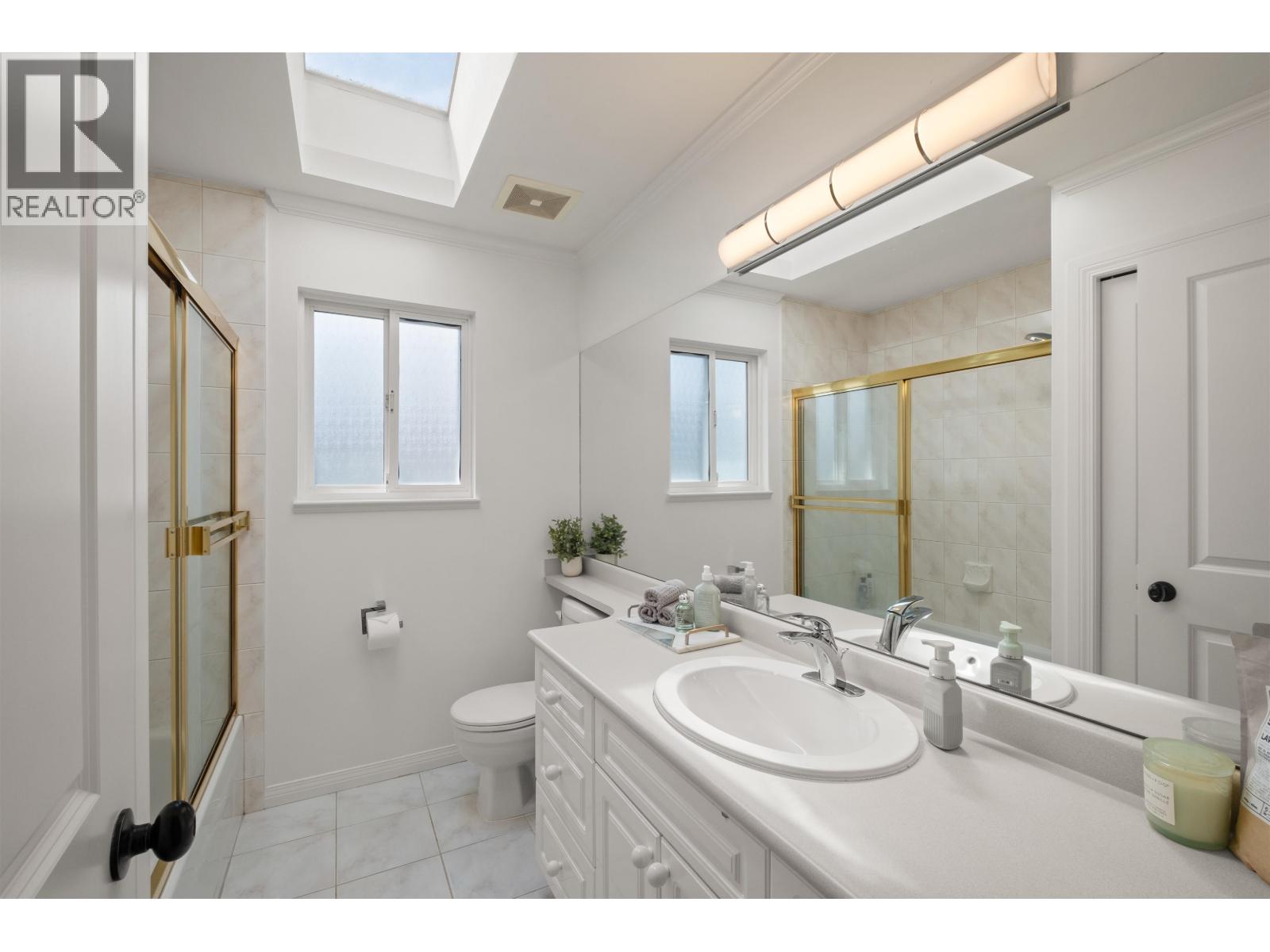 4127 Oxford Street, Burnaby, British Columbia  V5C 7A2 - Photo 22 - R3114200