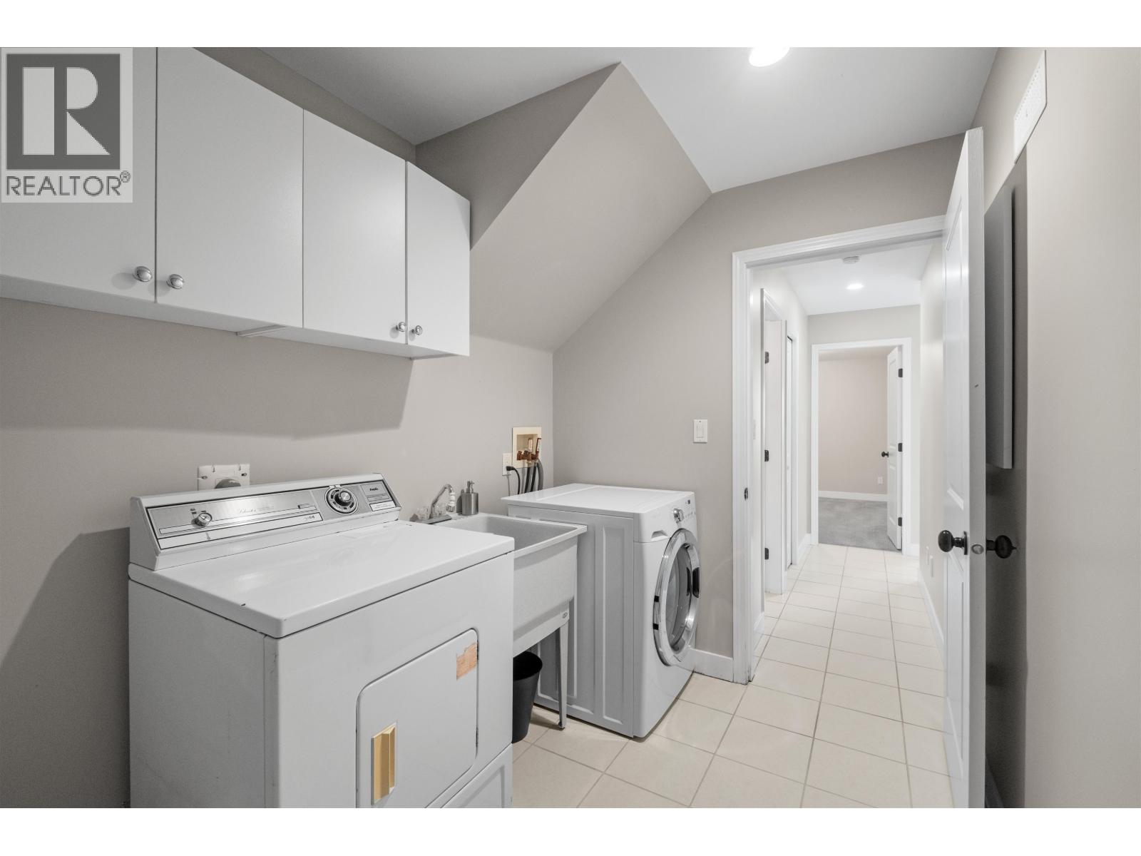 4127 Oxford Street, Burnaby, British Columbia  V5C 7A2 - Photo 27 - R3114200