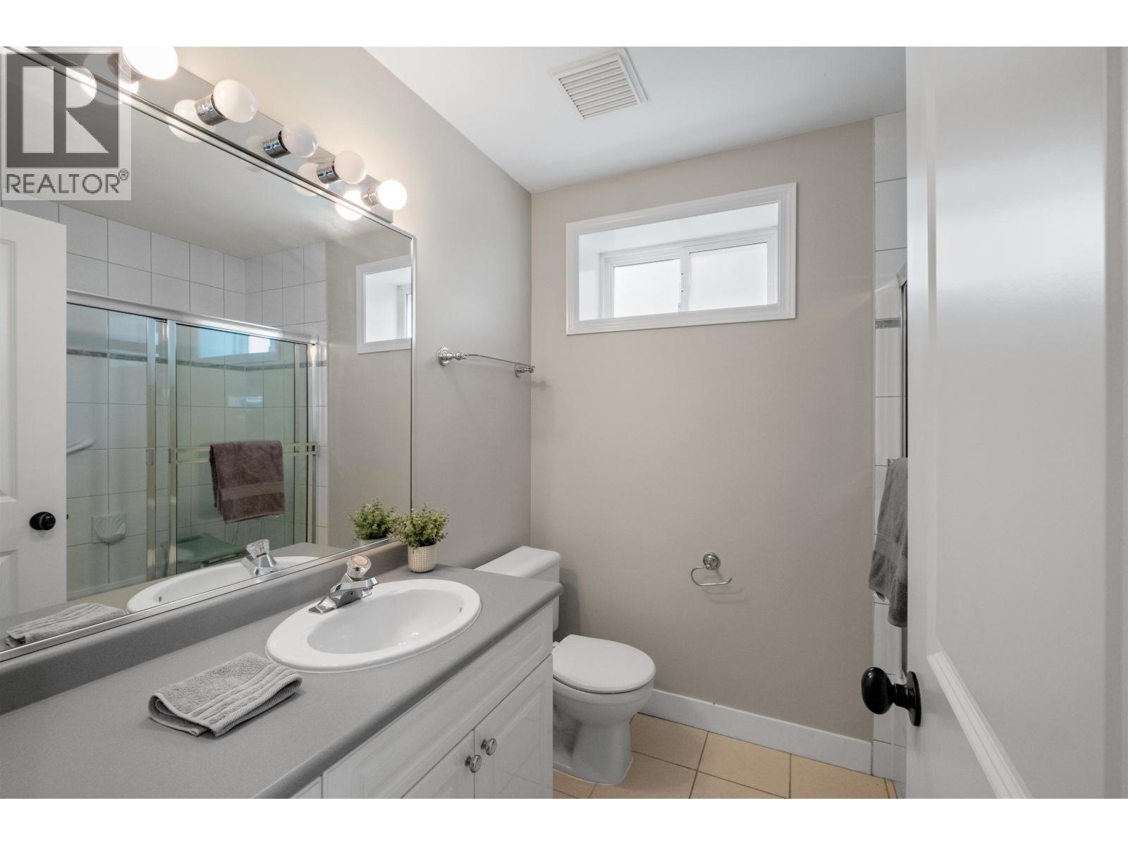 4127 Oxford Street, Burnaby, British Columbia  V5C 7A2 - Photo 28 - R3114200