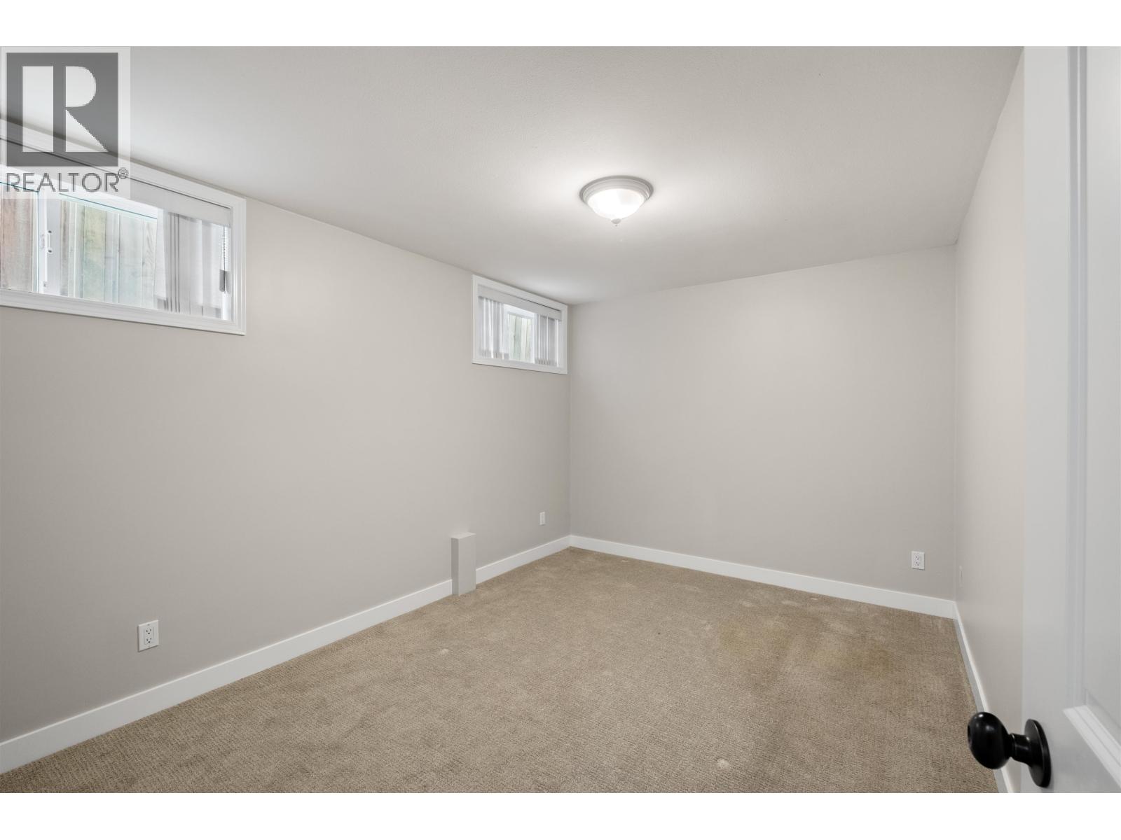 4127 Oxford Street, Burnaby, British Columbia  V5C 7A2 - Photo 29 - R3114200