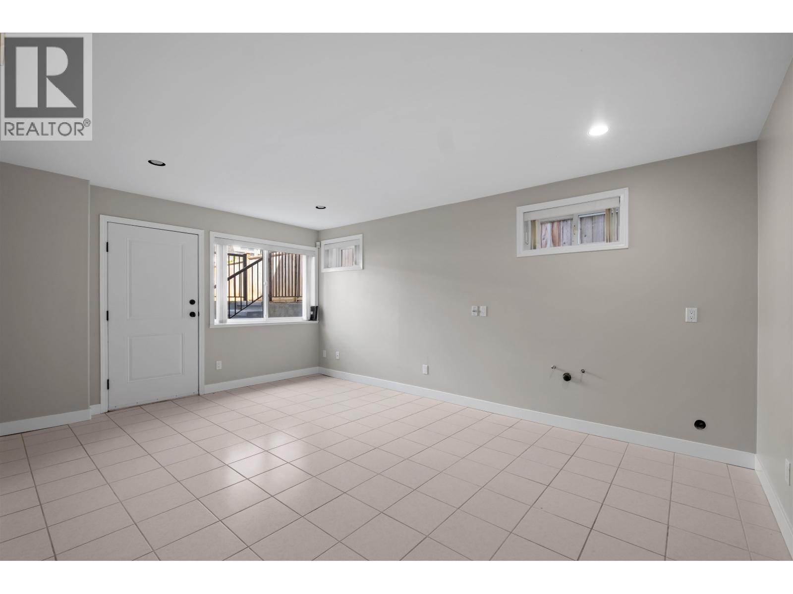 4127 Oxford Street, Burnaby, British Columbia  V5C 7A2 - Photo 30 - R3114200