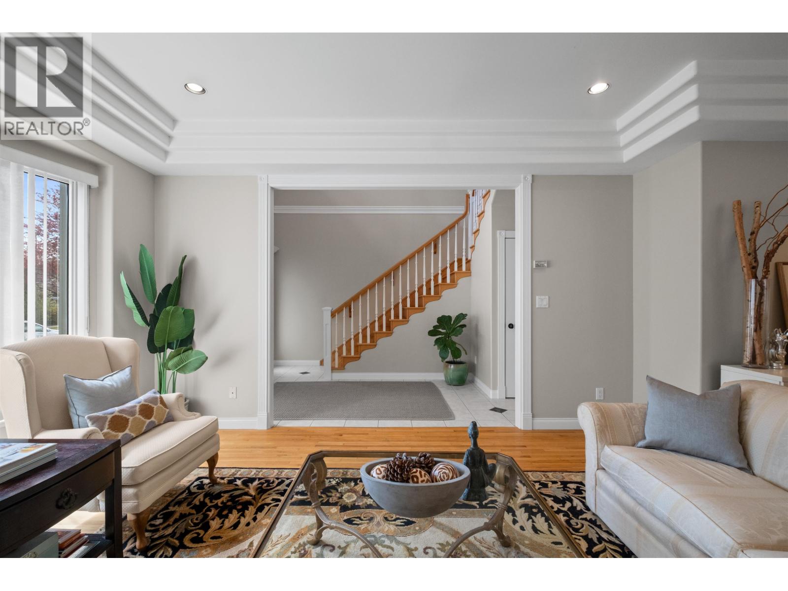 4127 Oxford Street, Burnaby, British Columbia  V5C 7A2 - Photo 6 - R3114200