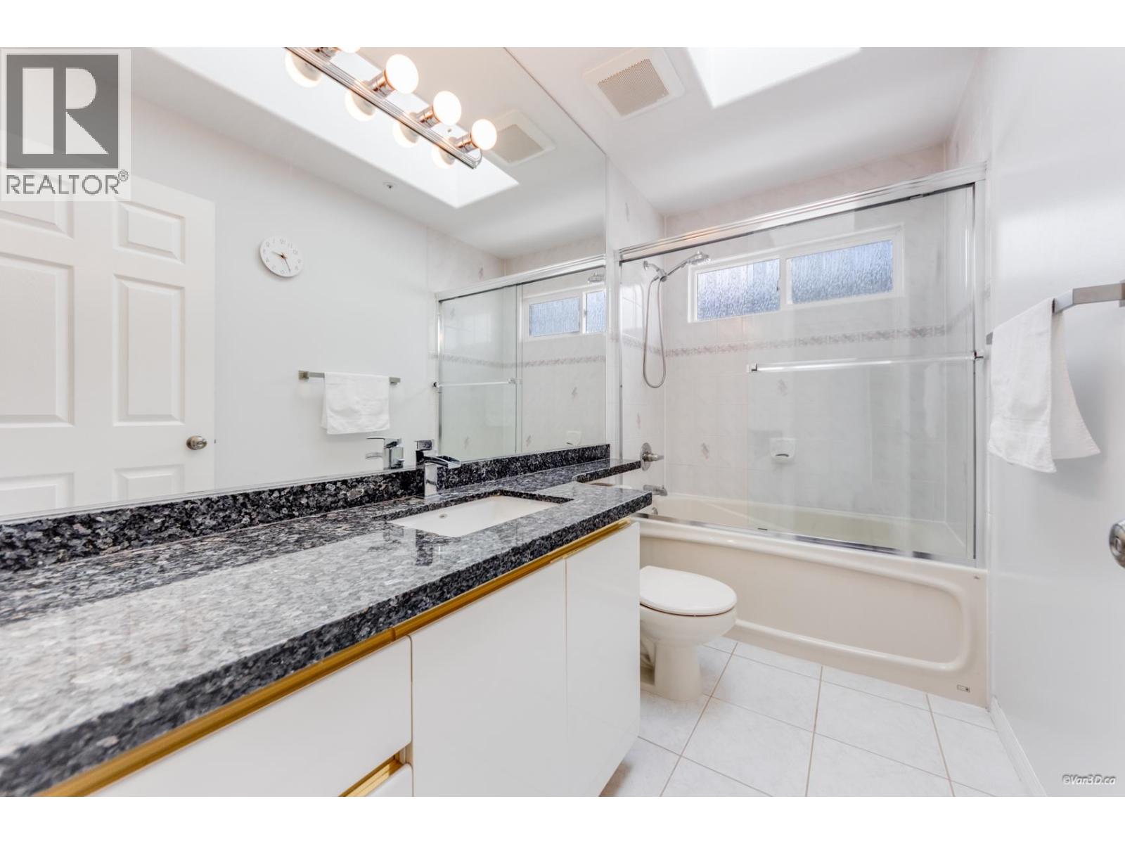 2648 E 19th Avenue, Vancouver, British Columbia  V5M 2S4 - Photo 18 - R3114215