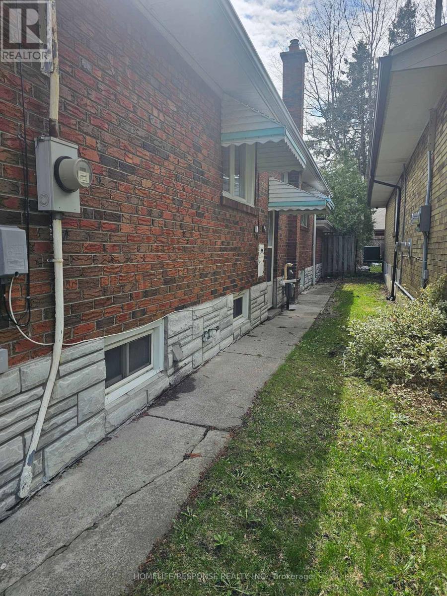 36 Gaiety Drive, Toronto, Ontario  M1H 1C1 - Photo 16 - E12939348