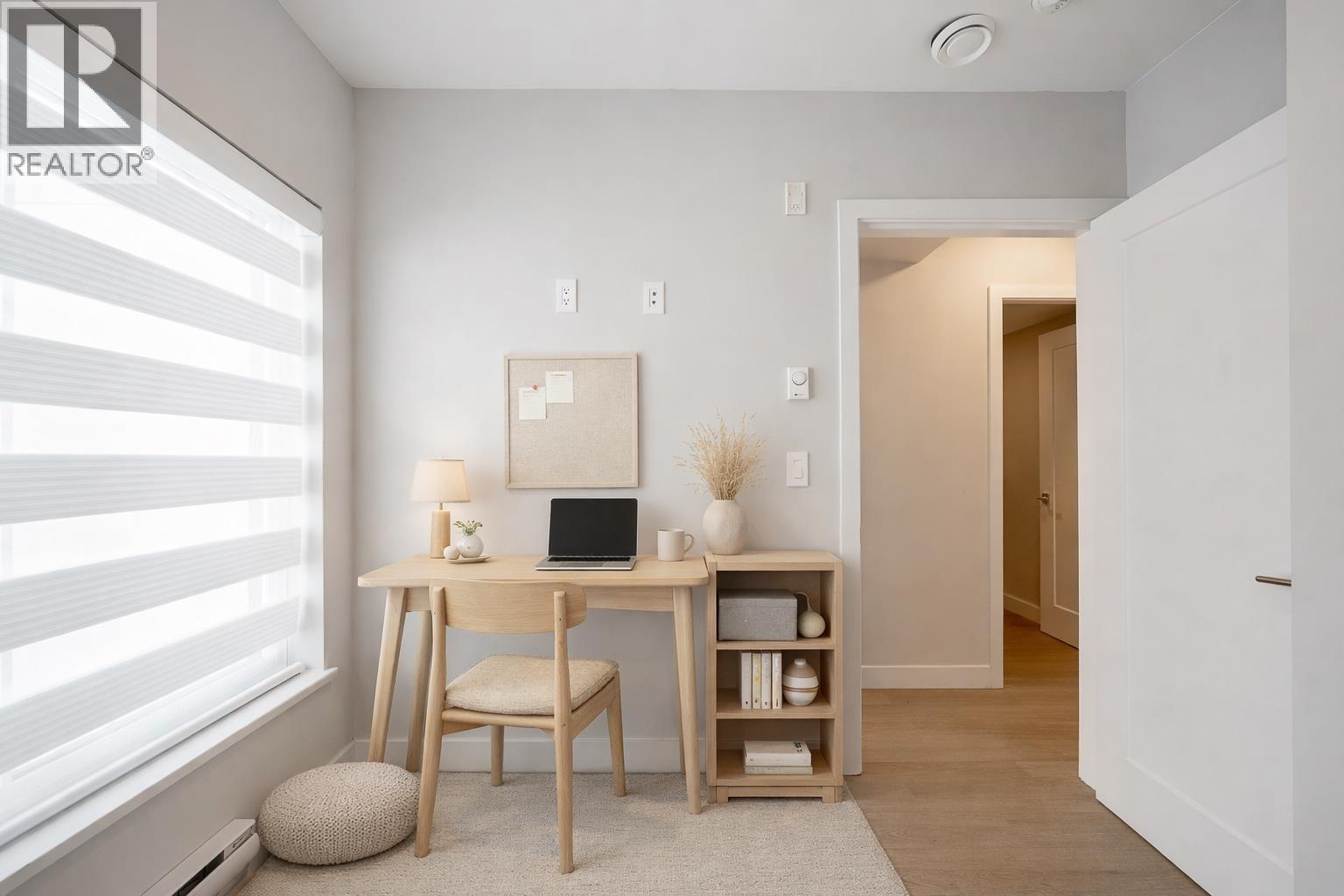 304 3050 Kingsway, Vancouver, British Columbia  V5R 5J7 - Photo 3 - R3113884