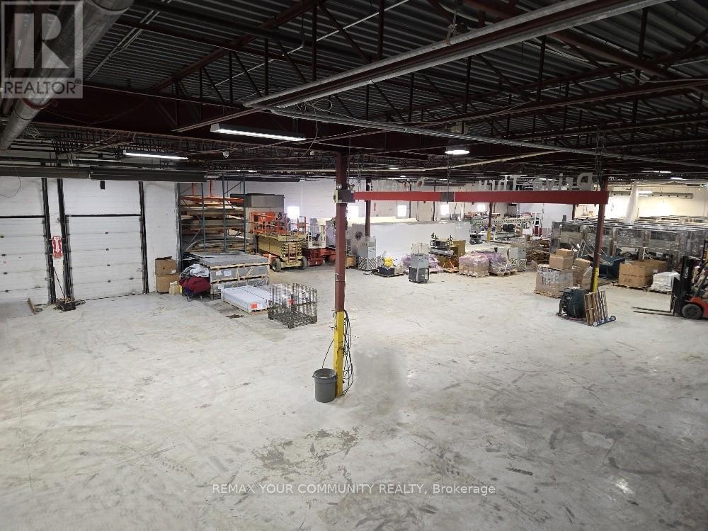 145 Engelhard Drive, Aurora, Ontario  L4G 3V1 - Photo 12 - N13026472