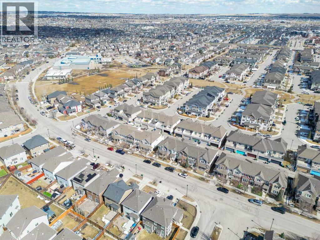 3110 Windsong Boulevard SW, Airdrie, Alberta  T4B 3R7 - Photo 4 - A2302396