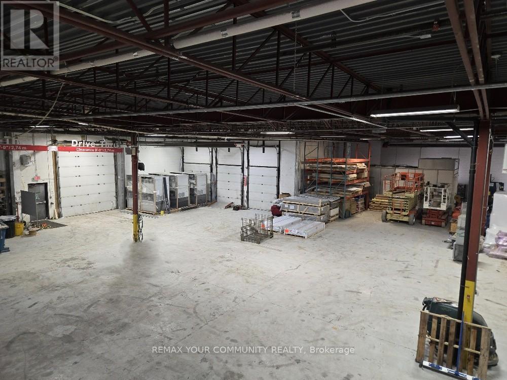 145 Engelhard Drive, Aurora, Ontario  L4G 3V1 - Photo 13 - N13026472