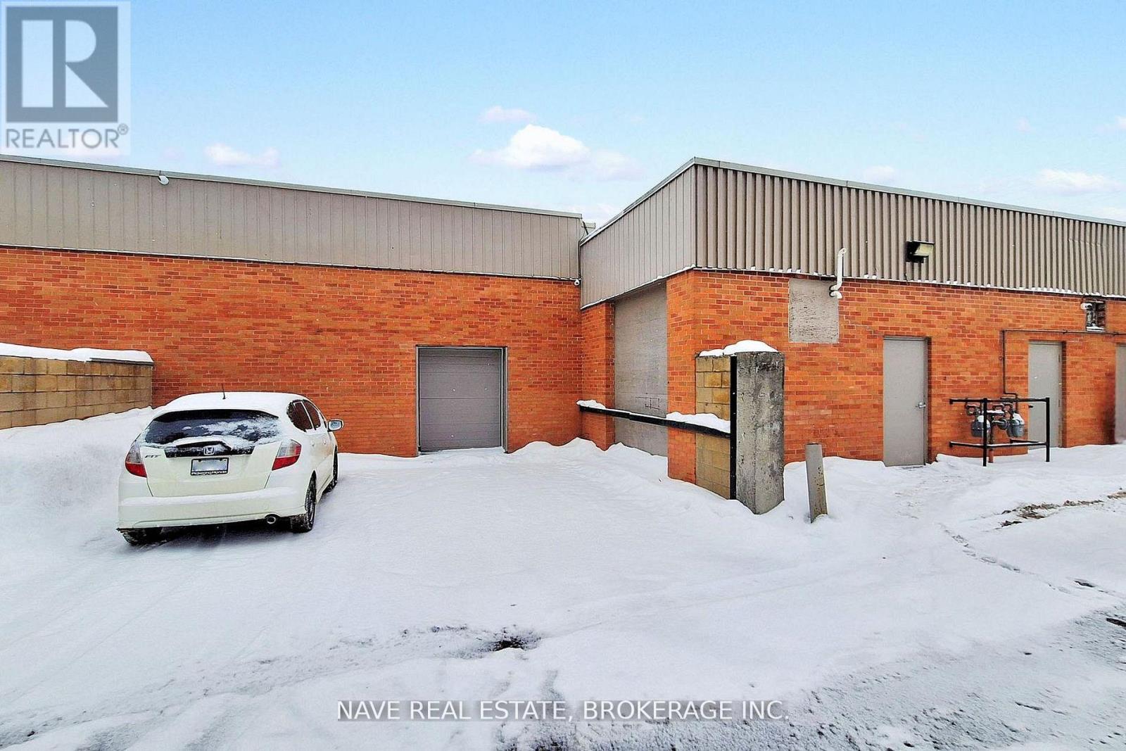 14 - 16925 Yonge Street, Newmarket, Ontario  L3Y 5Y1 - Photo 33 - N13027086