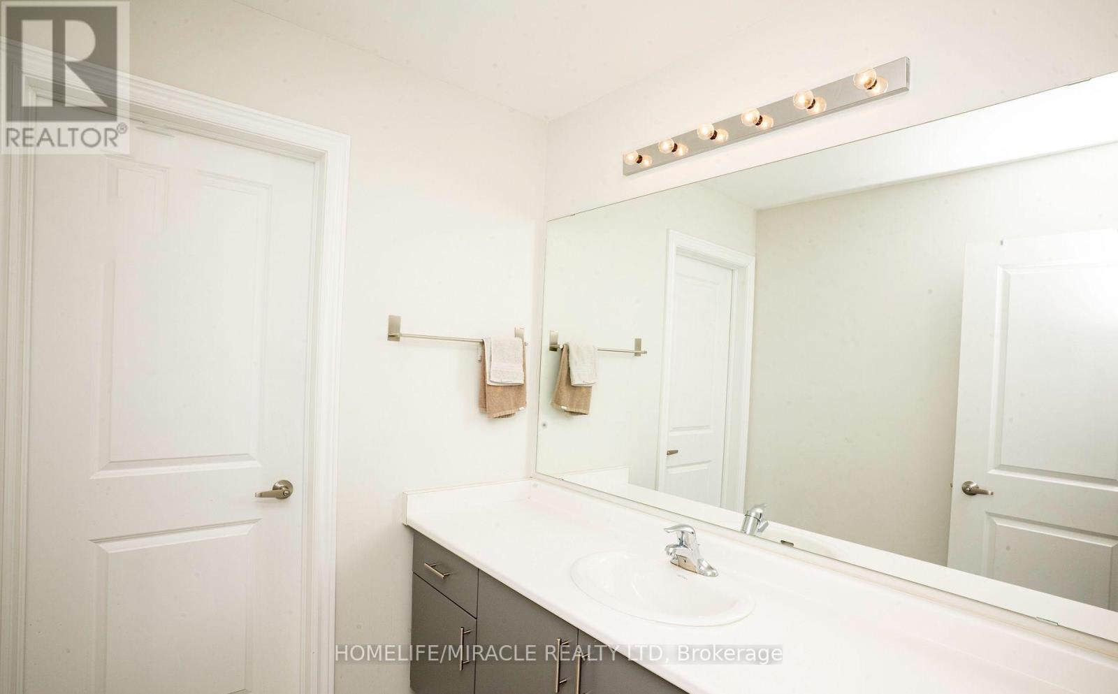 978 Barton Way, Innisfil, Ontario  L9S 0N5 - Photo 20 - N13027090