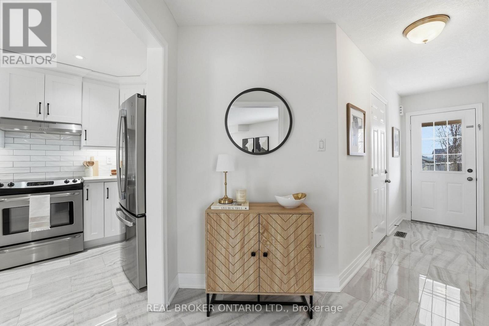 55 Christina Crescent, Bradford West Gwillimbury (Bradford), Ontario  L3Z 0B1 - Photo 13 - N13027134