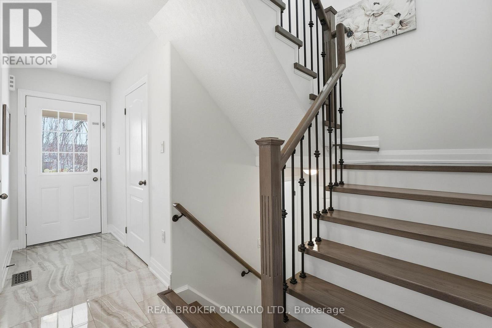 55 Christina Crescent, Bradford West Gwillimbury (Bradford), Ontario  L3Z 0B1 - Photo 14 - N13027134