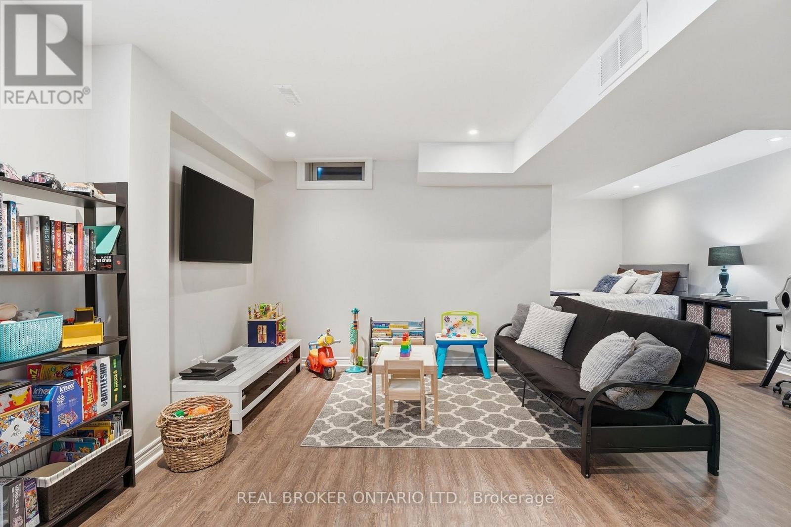 55 Christina Crescent, Bradford West Gwillimbury (Bradford), Ontario  L3Z 0B1 - Photo 27 - N13027134