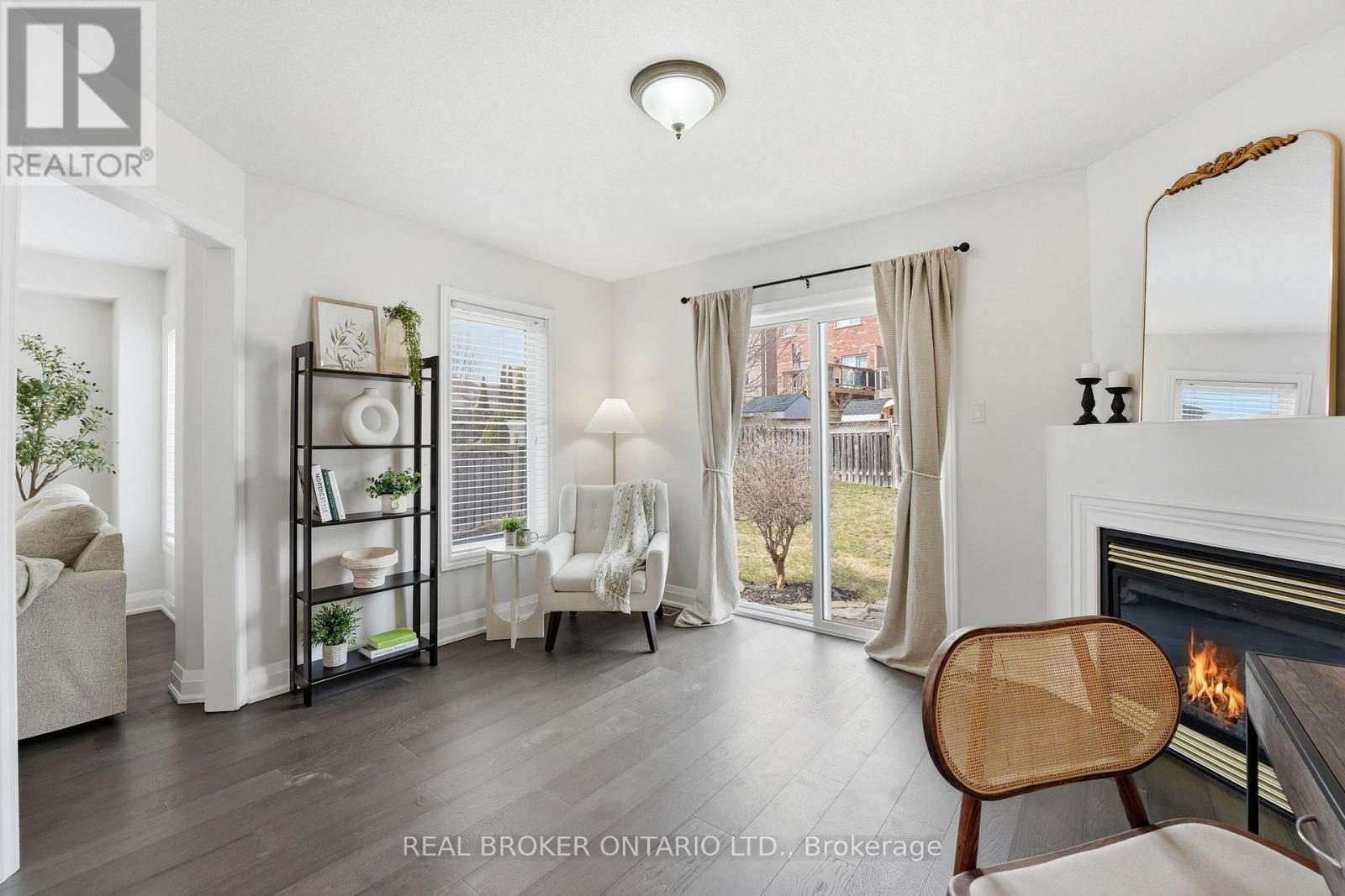 55 Christina Crescent, Bradford West Gwillimbury (Bradford), Ontario  L3Z 0B1 - Photo 6 - N13027134