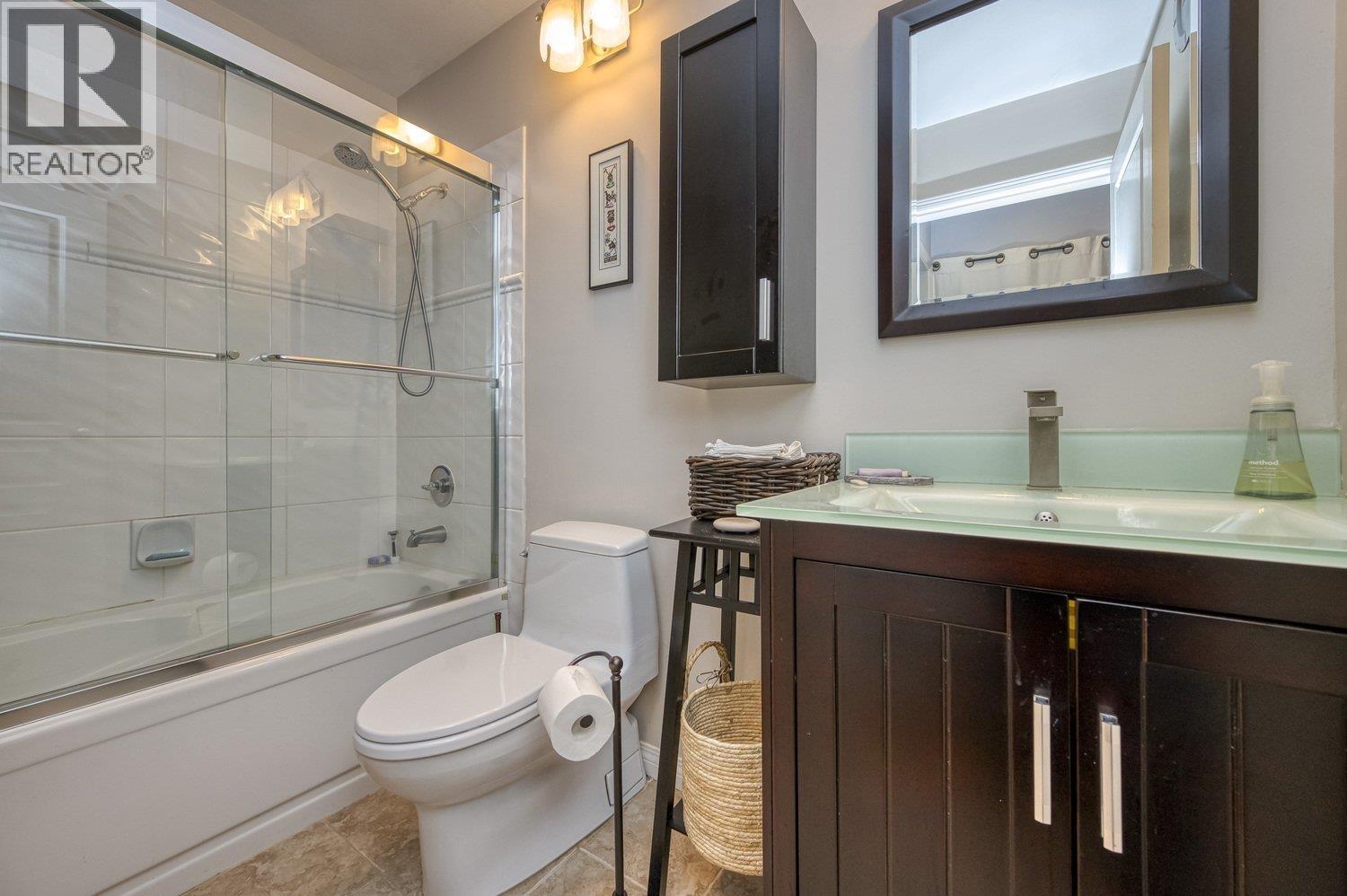 34 2375 W Broadway, Vancouver, British Columbia  V6K 2E6 - Photo 24 - R3114183