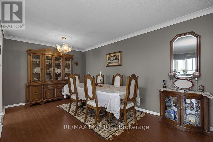 1607 - 100 County Court Boulevard, Brampton, Ontario  L6W 3X1 - Photo 15 - W13013664