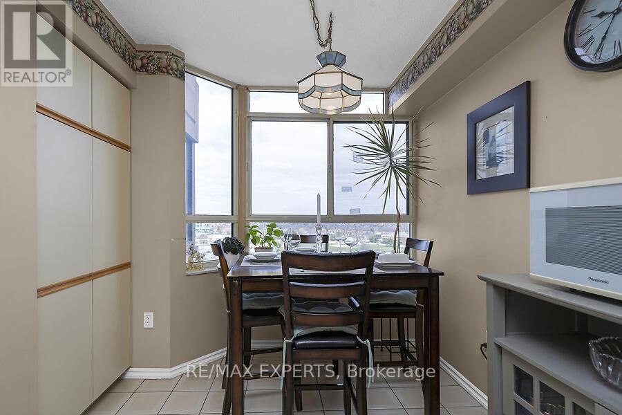 1607 - 100 County Court Boulevard, Brampton, Ontario  L6W 3X1 - Photo 20 - W13013664