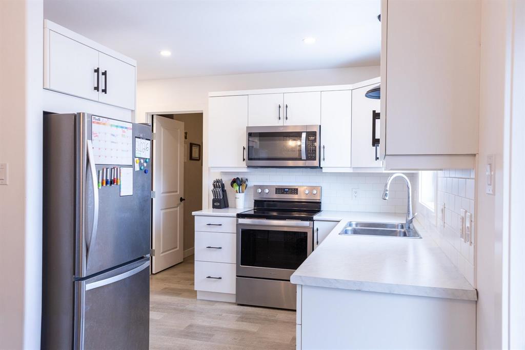 78 Whitby Crescent, Steinbach, Manitoba  R5G 0A2 - Photo 13 - 202605790