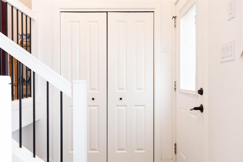 78 Whitby Crescent, Steinbach, Manitoba  R5G 0A2 - Photo 2 - 202605790