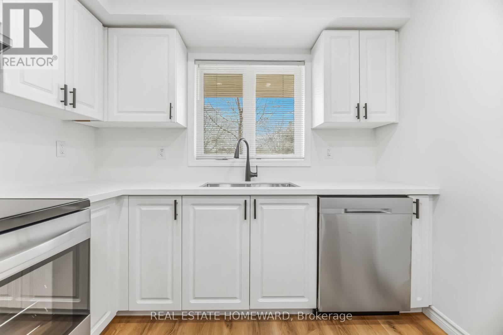 2 - 59 Mclaughlin Road N, Brampton, Ontario  L6X 1Y7 - Photo 7 - W13027096