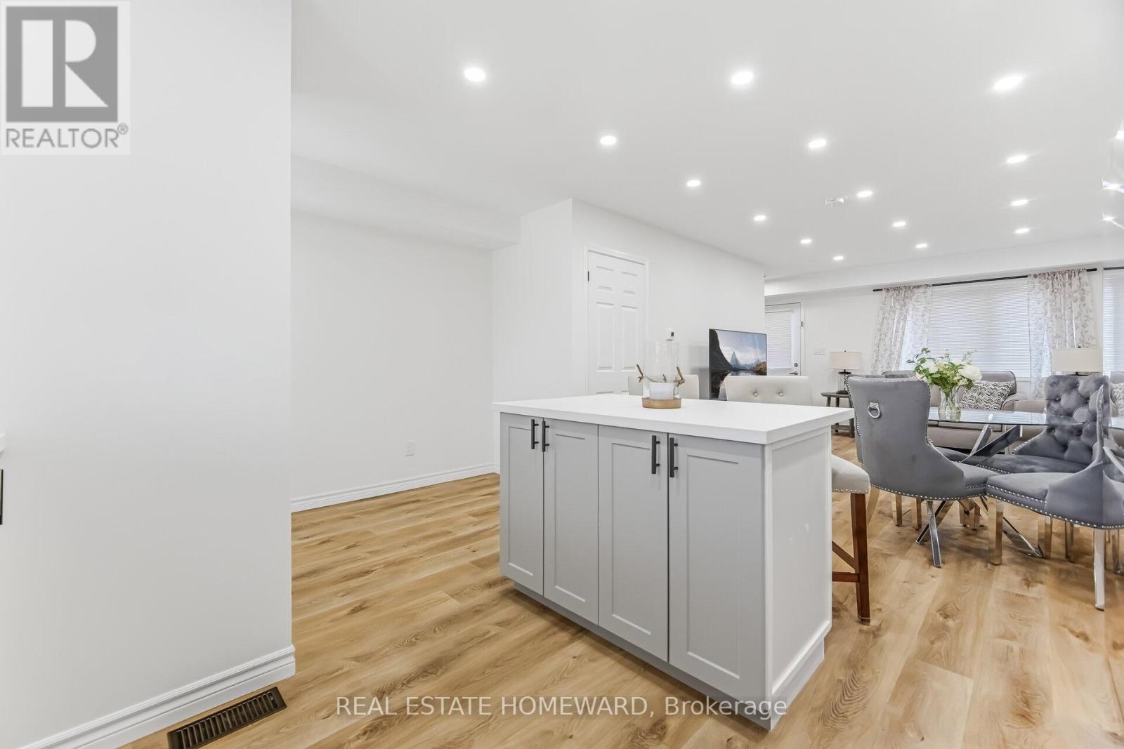 2 - 59 Mclaughlin Road N, Brampton, Ontario  L6X 1Y7 - Photo 9 - W13027096