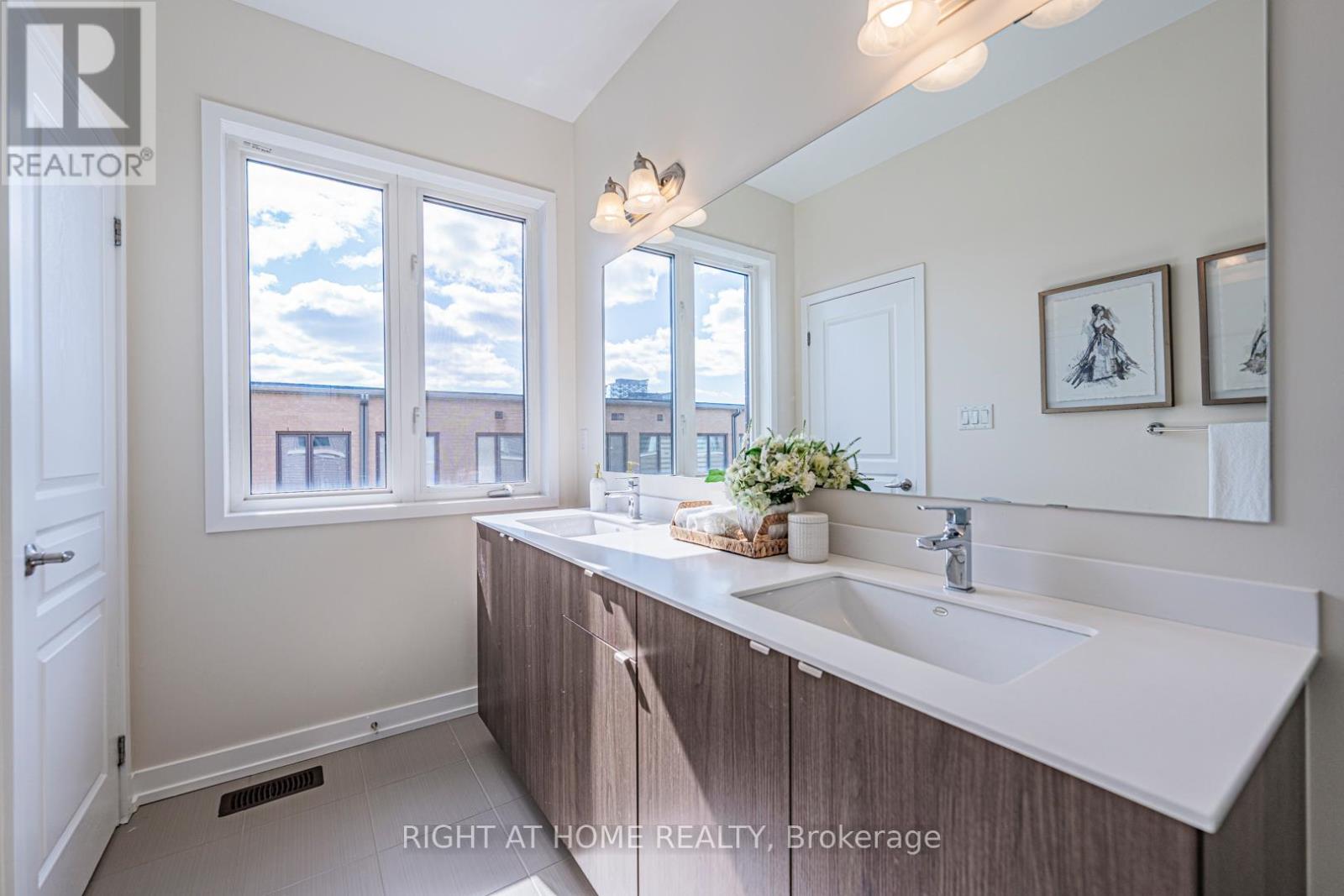 224 Wheat Boom Drive, Oakville, Ontario  L6H 0P4 - Photo 26 - W13027122