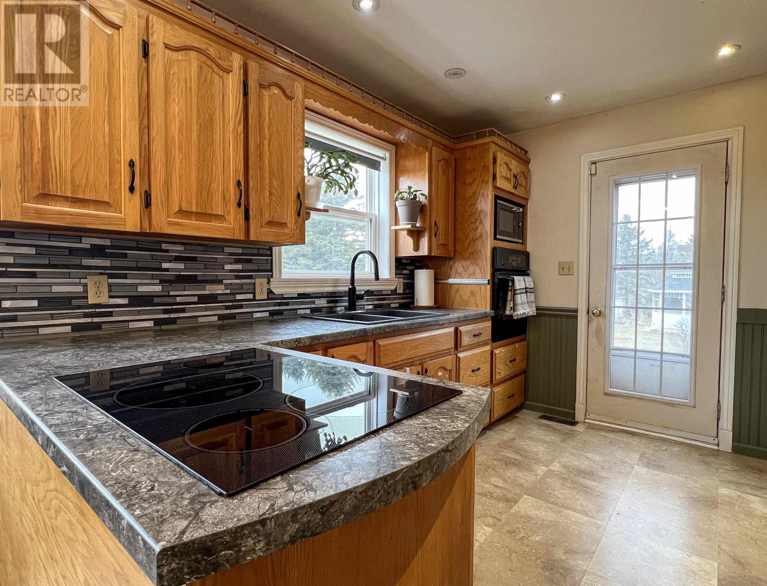 282 Tarantum Road, Tarantum, Prince Edward Island  C1B 3H8 - Photo 6 - 202608167