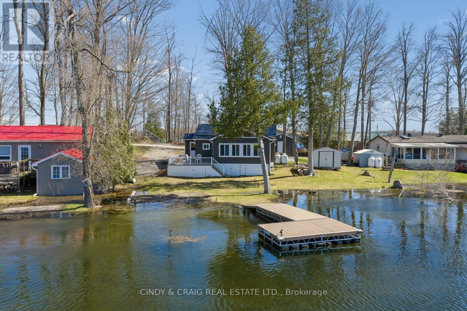 213 ROLLIES POINT ROAD, Selwyn, Ontario