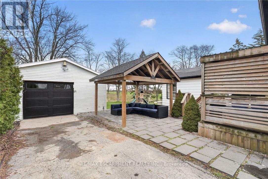 395 Mud Street E, Hamilton, Ontario  L8J 3B5 - Photo 2 - X13027100