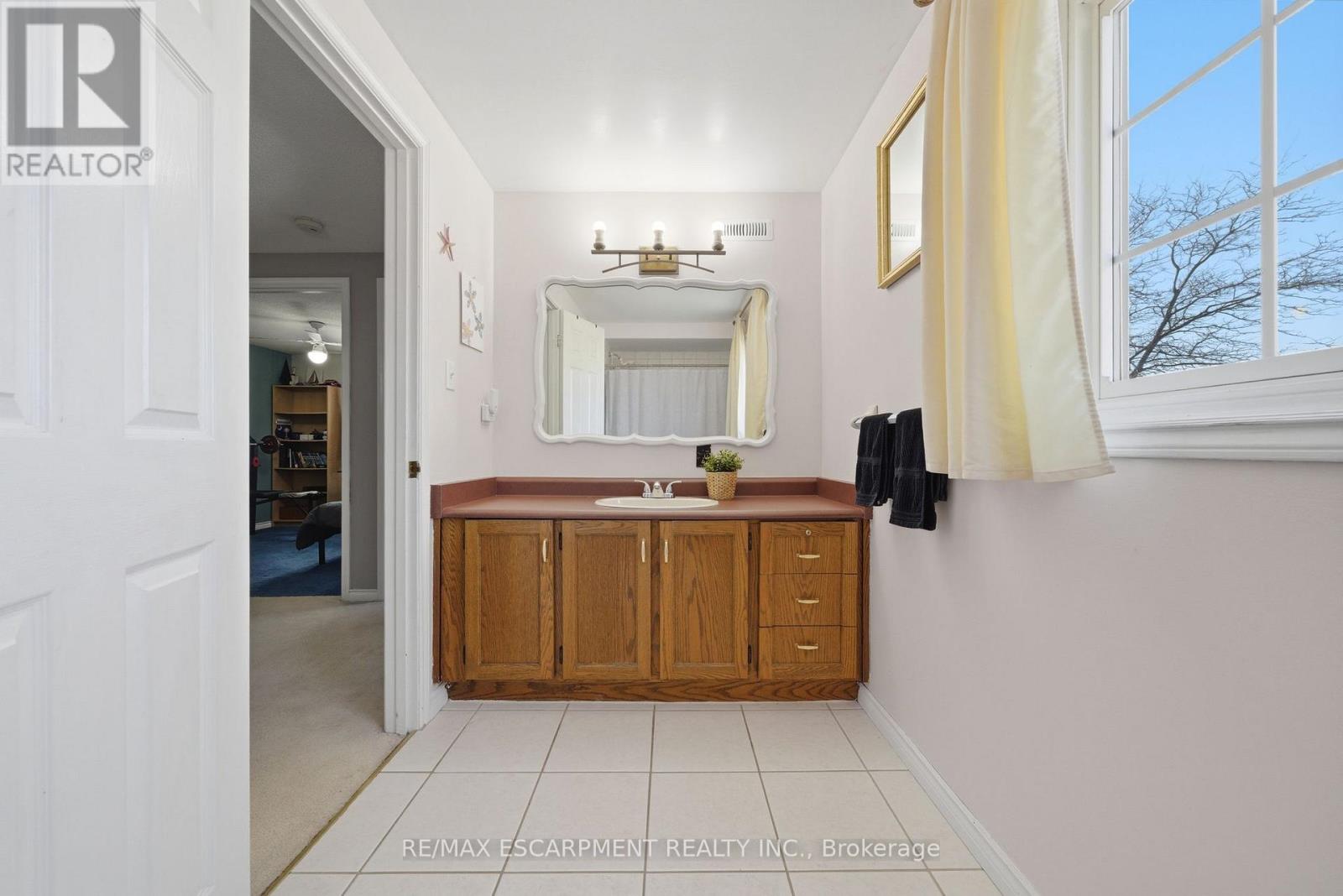 15 Finch Place, Hamilton, Ontario  L9A 5C2 - Photo 25 - X13027120