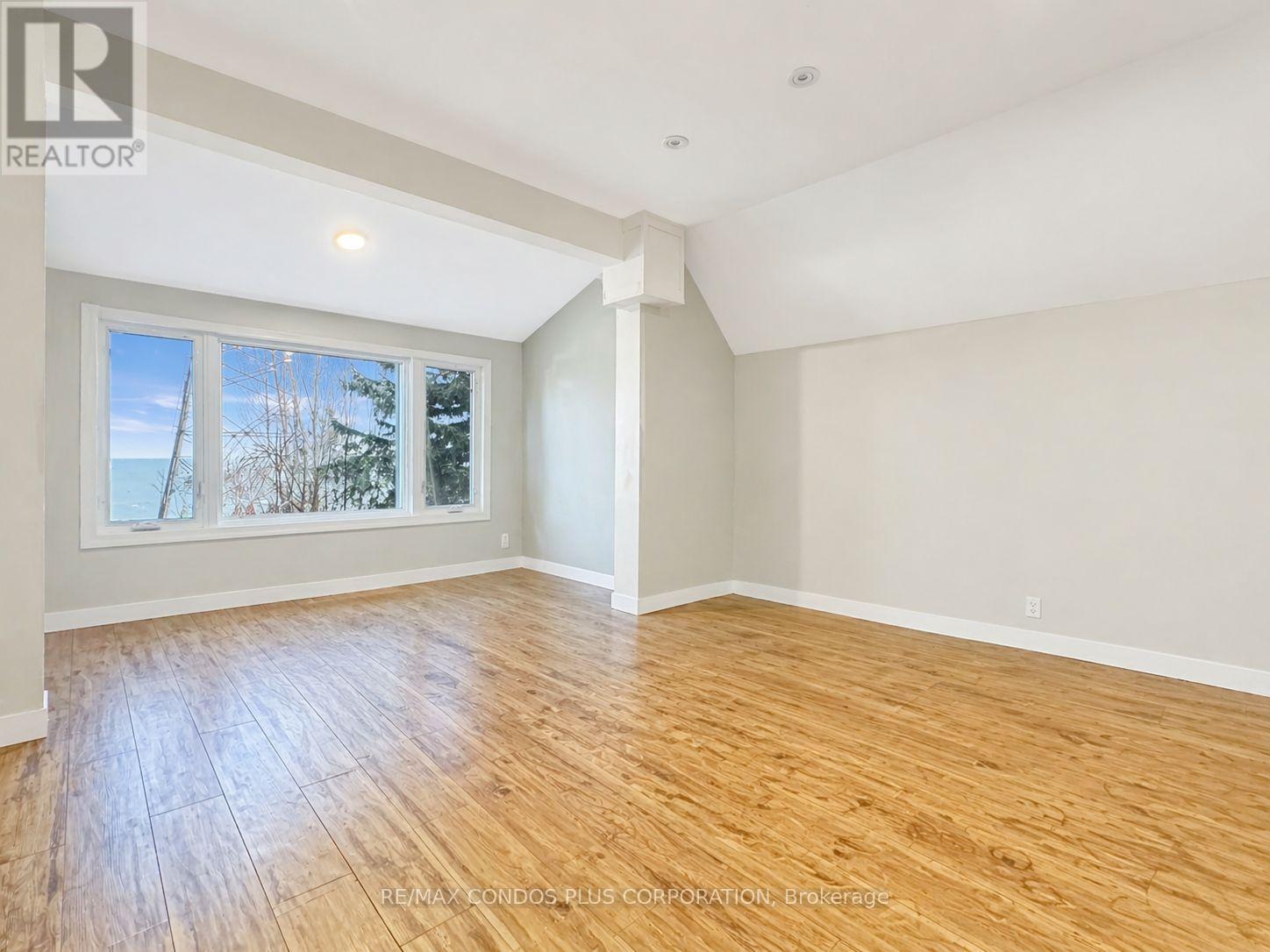 869 Beach Boulevard, Hamilton, Ontario  L8H 6Z5 - Photo 3 - X13027140