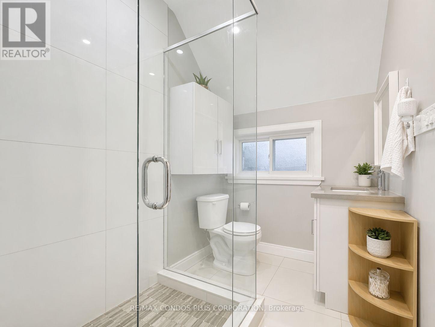 869 Beach Boulevard, Hamilton, Ontario  L8H 6Z5 - Photo 7 - X13027140