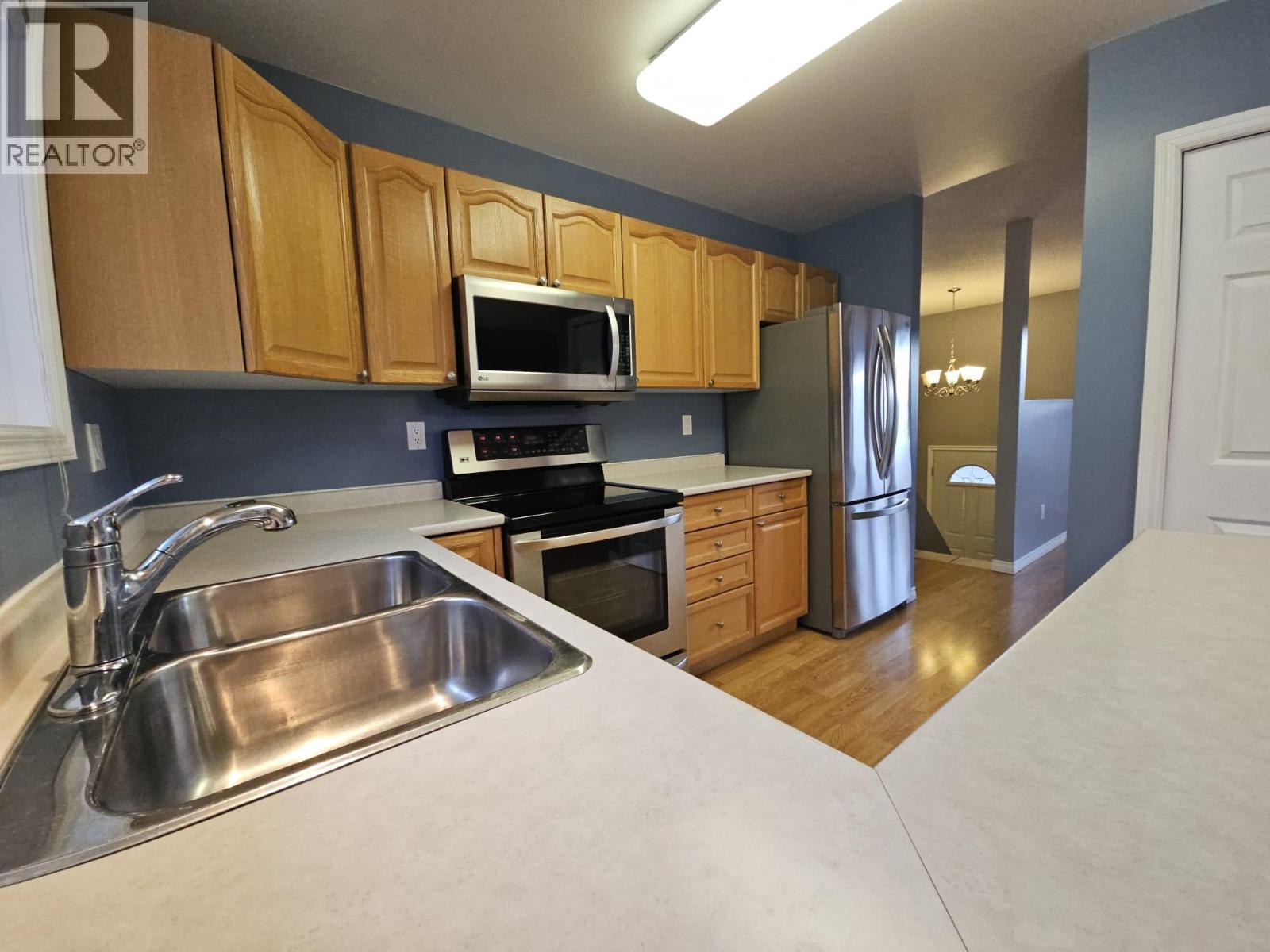 4013 52 Avenue NE, Chetwynd, British Columbia  V0C 1J0 - Photo 14 - 10382583