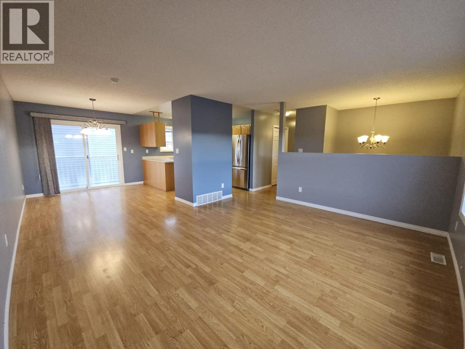 4013 52 Avenue NE, Chetwynd, British Columbia  V0C 1J0 - Photo 8 - 10382583