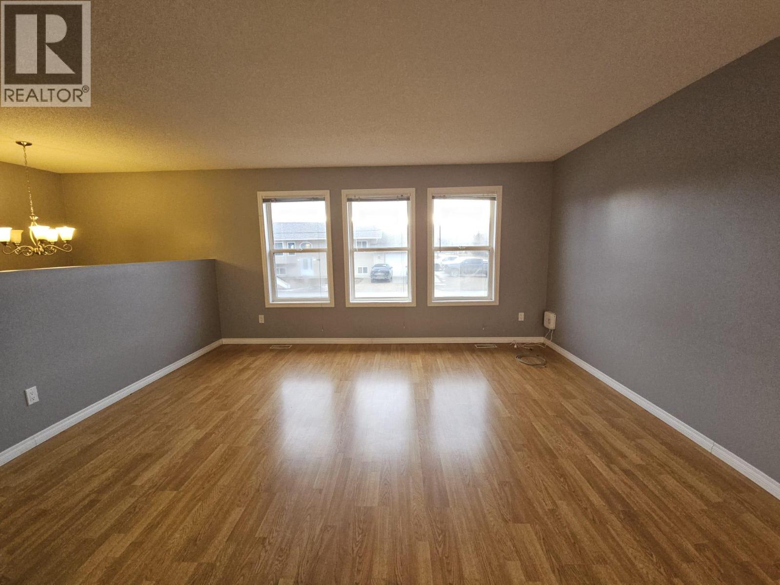 4013 52 Avenue NE, Chetwynd, British Columbia  V0C 1J0 - Photo 5 - 10382583