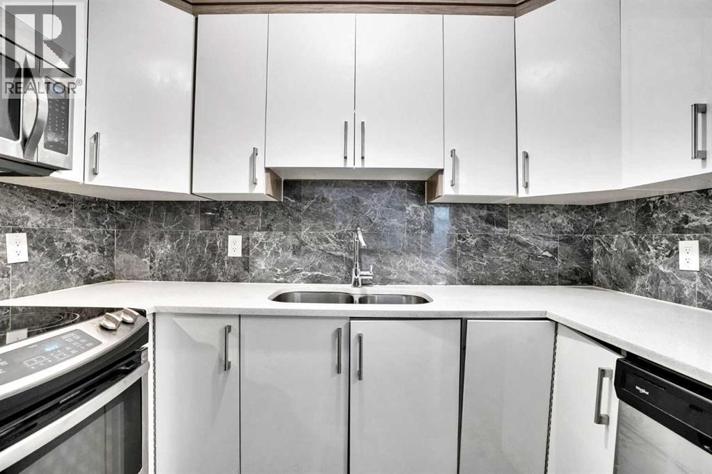 D, 903 44 Street SE, Calgary, Alberta  T2A 5K7 - Photo 8 - A2292053