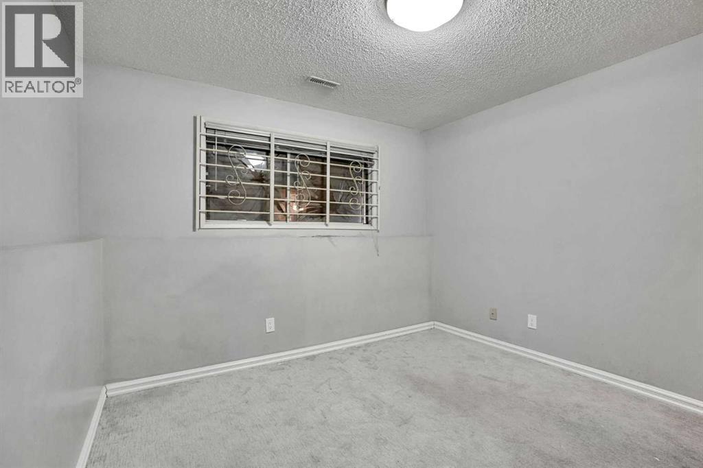 D, 903 44 Street SE, Calgary, Alberta  T2A 5K7 - Photo 19 - A2292053