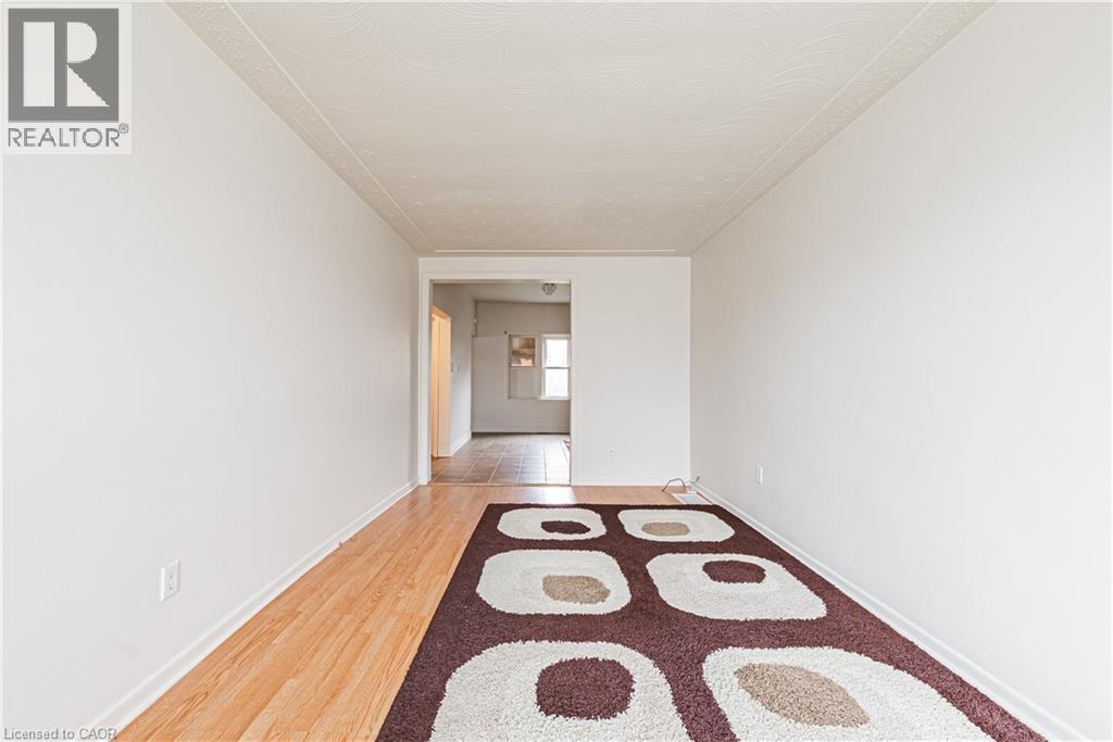 22 Worsley Road, Stoney Creek, Ontario  L8E 2E7 - Photo 6 - 40820136