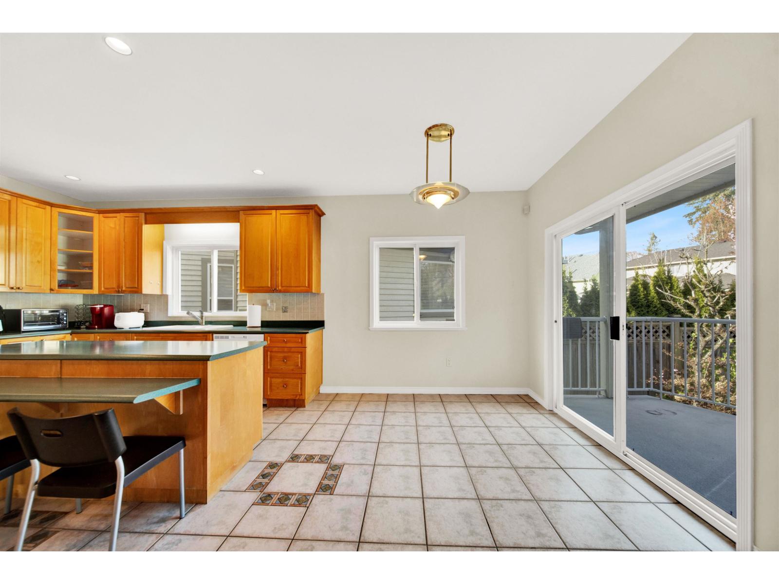 6748 Chateau Court, Delta, British Columbia  V4E 3M7 - Photo 12 - R3113415