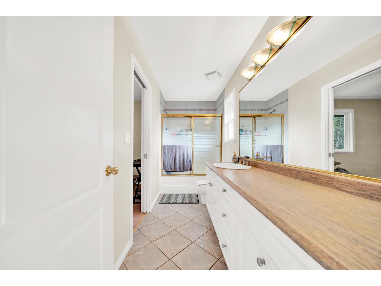 6748 Chateau Court, Delta, British Columbia  V4E 3M7 - Photo 15 - R3113415