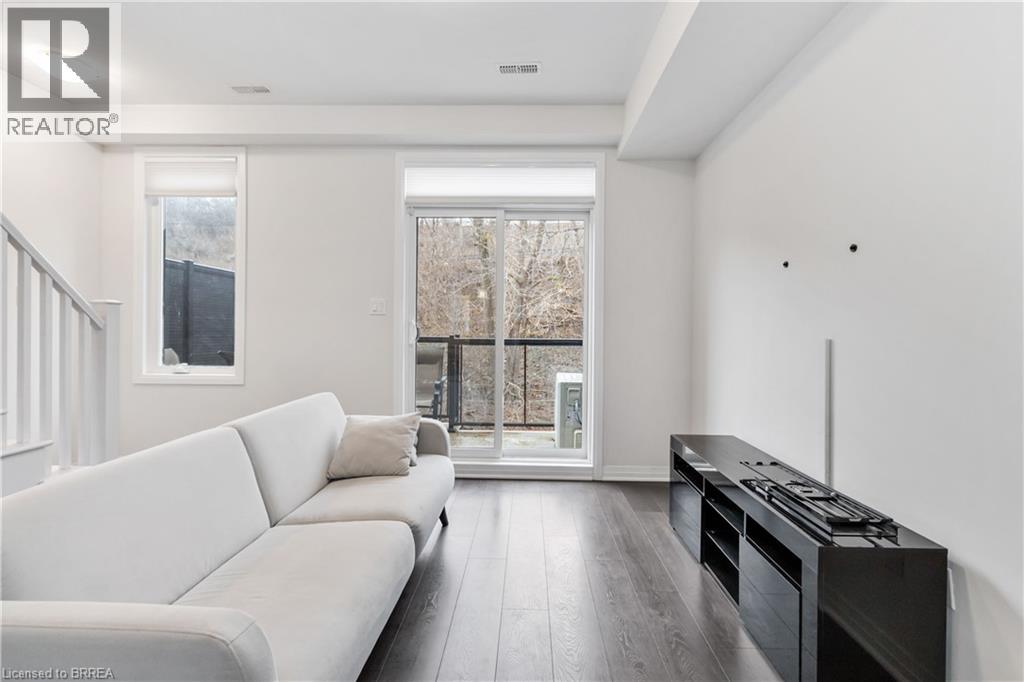 2 Willow Street Unit# 60, Paris, Ontario  N3L 0K7 - Photo 3 - 40822678