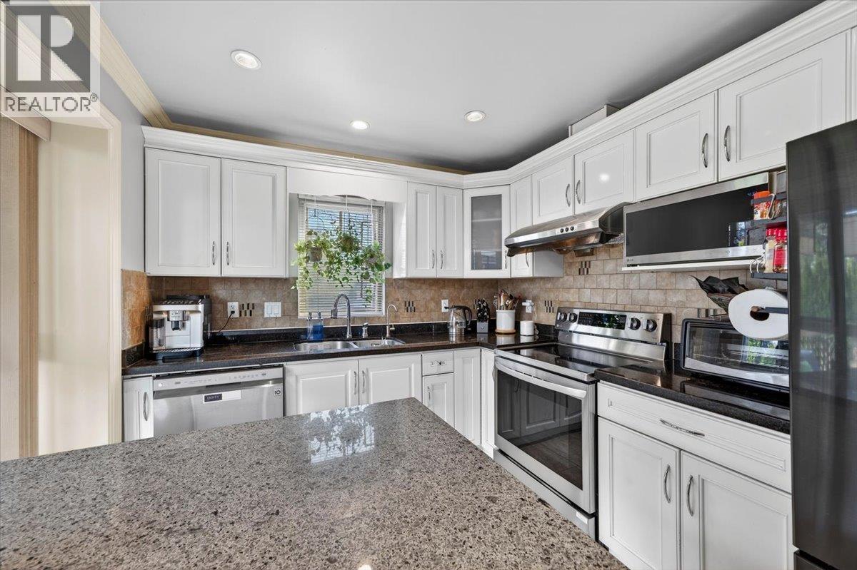 7012 Griffiths Avenue, Burnaby, British Columbia  V5E 0B2 - Photo 8 - R3114037