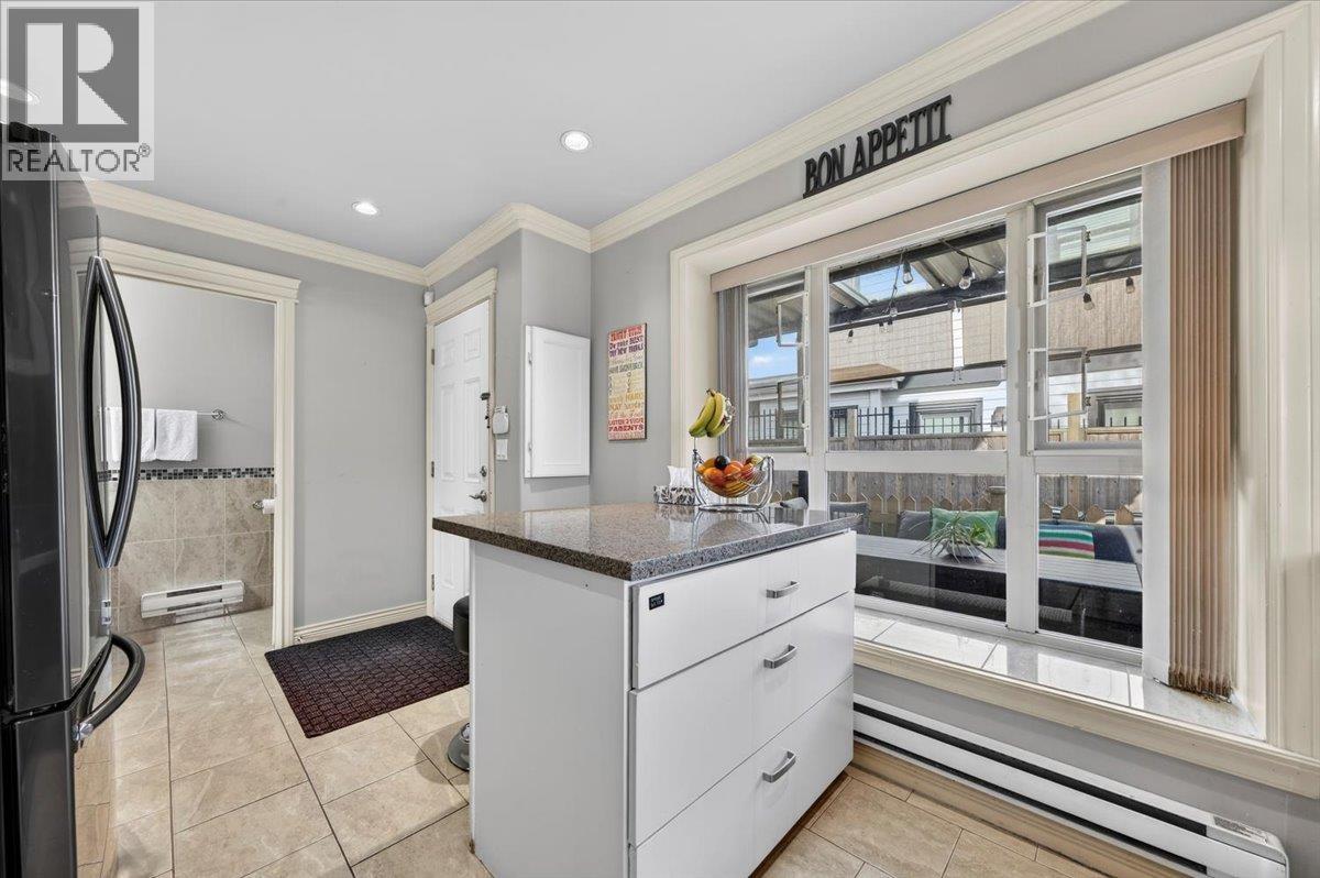 7012 Griffiths Avenue, Burnaby, British Columbia  V5E 0B2 - Photo 10 - R3114037