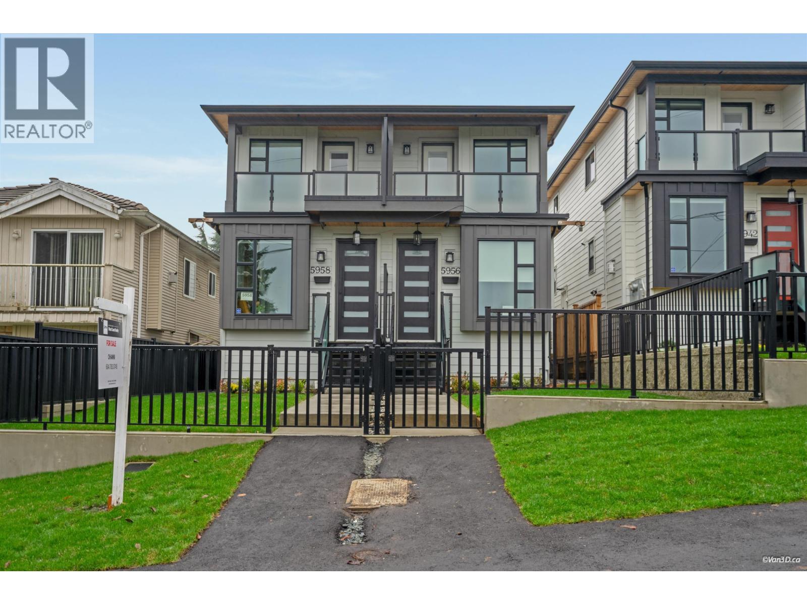 5956 Hardwick Street, Burnaby, British Columbia  V5G 1R6 - Photo 1 - R3111516