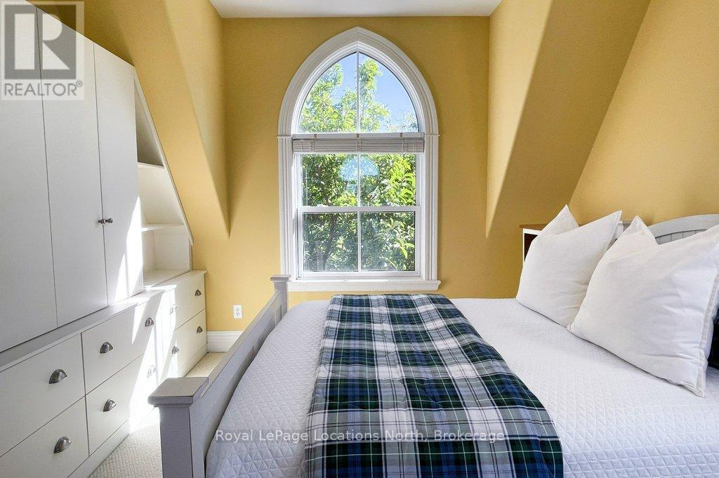 202 Snowbridge Way, Blue Mountains, Ontario  L9Y 0V1 - Photo 24 - X12876606