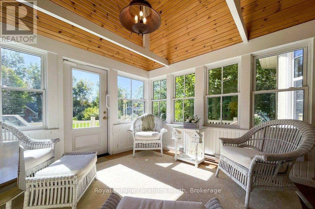 202 Snowbridge Way, Blue Mountains, Ontario  L9Y 0V1 - Photo 14 - X12876606