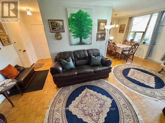 112 - 70 Old Sheppard Avenue, Toronto, Ontario  M2J 3L6 - Photo 7 - C13020302