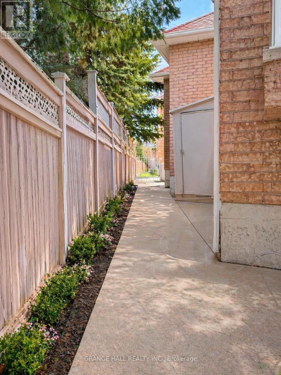 203 Starling Boulevard, Vaughan, Ontario  L4H 3J4 - Photo 35 - N13023726